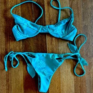 Benoa Monstera top and bottom